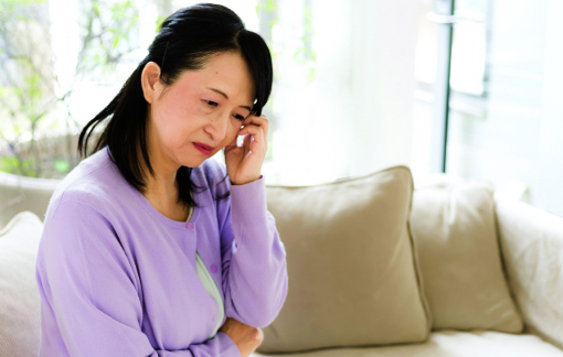 Có nên cho con dâu biết con trai đang cặp kè và có con riêng với người khác?