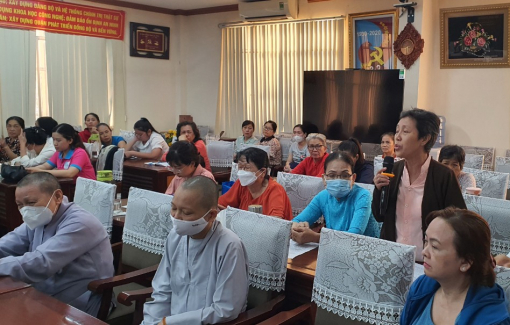 Phát huy sức mạnh đoàn kết của nhóm phụ nữ các tôn giáo trong công tác từ thiện