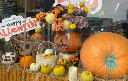 Siêu thị tại TPHCM bán bí ngô nặng gần 100kg dịp Halloween