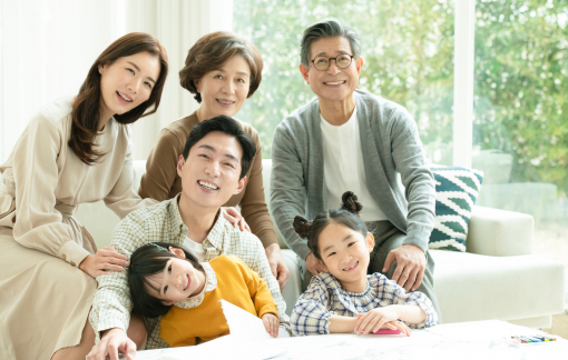 Cưới tôi về là mẹ chồng cho người làm nghỉ việc, và xem tôi như kẻ ăn người ở