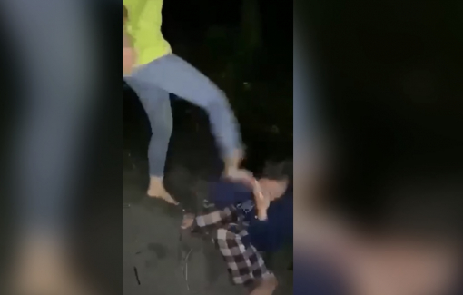 Lên Facebook thách thức đánh nhau, nữ sinh bị đánh dã man