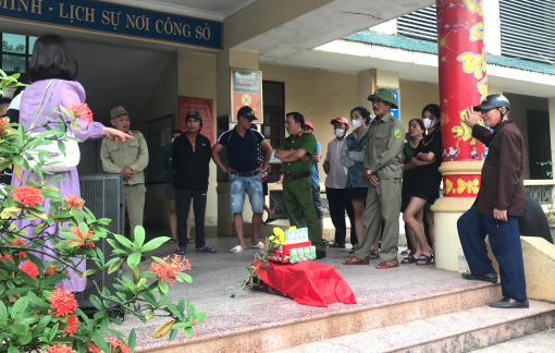 Vụ dân mang hũ đựng hài cốt đến phường tố chủ đầu tư xâm phạm mồ mả: Công an vào cuộc