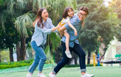 Hanwha Life Việt Nam ra mắt bộ đôi sản phẩm Bảo hiểm đồng hành điều trị ung thư và Bảo hiểm hỗ trợ viện phí do ung thư