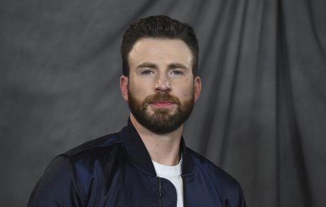 “Đội trưởng Mỹ” Chris Evans được bình chọn là Người đàn ông quyến rũ nhất hành tinh