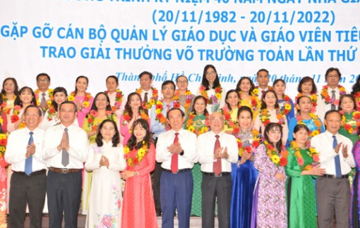 TPHCM: Vinh danh những nhà giáo cống hiến cho sự nghiệp giáo dục