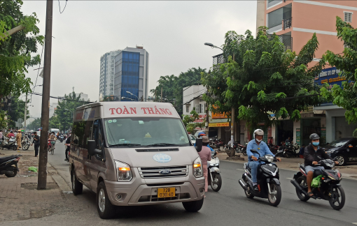 Chở khách lụi, tài xế xe Toàn Thắng bị tạm giữ ô tô