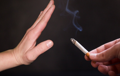 Tiếp xúc thụ động với khói thuốc lá qua da có thể gây nguy hiểm