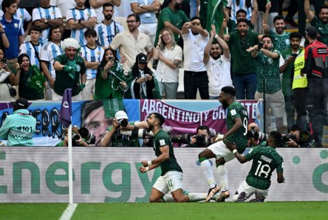 Ả Rập Xê Út cho toàn dân “xả hơi” 1 ngày ăn mừng trận thắng Argentina