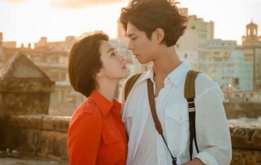 Anh không cho tôi đến chăm sóc anh lúc nửa đêm vì sợ hàng xóm dị nghị