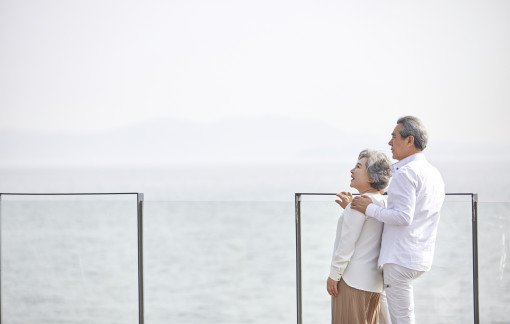 Tôi muốn ly hôn người chồng lương cao, nhưng không mua được quần áo giày dép cho vợ