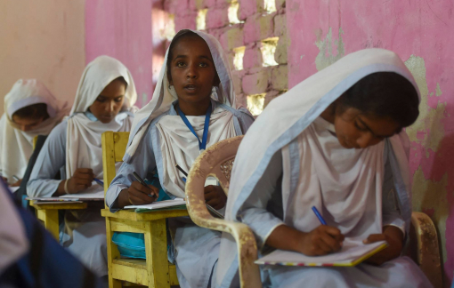 Pakistan: Hàng triệu trẻ lo sợ bị thất học vì lũ lụt