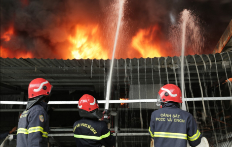 Công an TPHCM điều tra vụ cháy kho hàng của Công ty Nhà Hải Châu