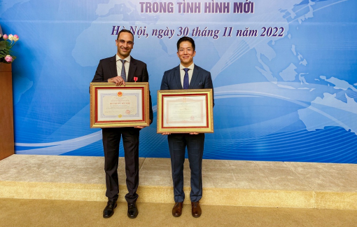 Pfizer Việt Nam vinh dự đón nhận bằng khen của Thủ tướng Chính phủ