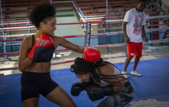 Cuba cho phép nữ võ sĩ quyền anh thi đấu trở lại