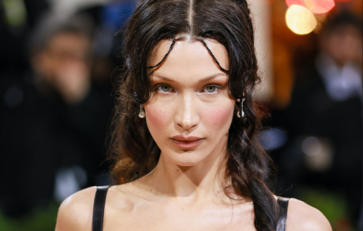 Siêu mẫu Bella Hadid sợ thực phẩm màu xanh lá, không ăn kiêng