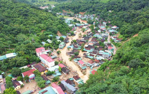 Dân vùng núi Kỳ Sơn ngóng chờ nơi ở mới an toàn