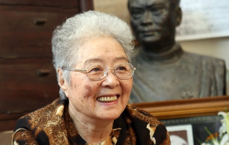 Bà Vi Thị Nguyệt Hồ - vợ giáo sư Tôn Thất Tùng qua đời