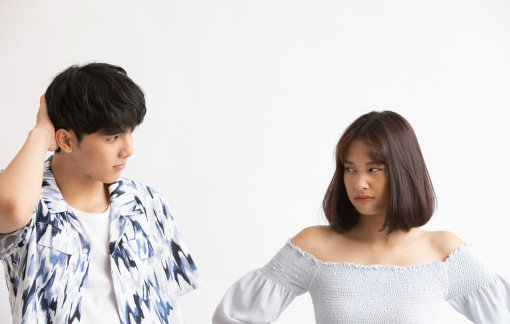 Người yêu sẵn sàng hành hung tôi chỉ vì ghen tuông, và dọa tự tử nếu tôi chia tay cô ấy