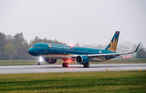 Nhiều chuyến bay đến Phú Quốc không thể hạ cánh, VN Airlines hủy hàng loạt chuyến đi Tuy Hòa, Côn Đảo