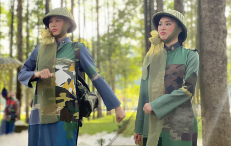 Khách đặt mua nhưng NTK Minh Hạnh không cho bán áo dài trong chương trình "Lính và Lụa"