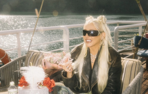 Fan Việt “dậy sóng” khi Christina Aguilera đón sinh nhật ở vịnh Hạ Long