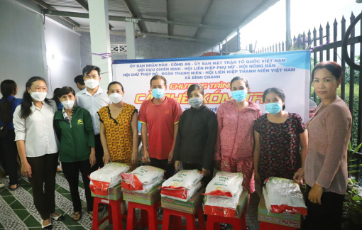 “Cà phê xóm trọ” - nơi góp phần san sẻ những khó khăn
