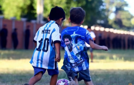 Mãi lực mẫu áo đấu của Messi, Mbappe tăng đột biến sau World Cup
