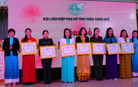 Hội LHPN tỉnh Thừa Thiên Huế nhận đỡ đầu hơn 700 trẻ em