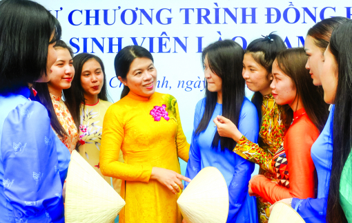 Phụ nữ Thành phố Hồ Chí Minh - Cùng góp nên mùa xuân