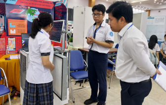 Học sinh nghiên cứu khoa học: Hãy trao cho các em sự hồn nhiên nhất!