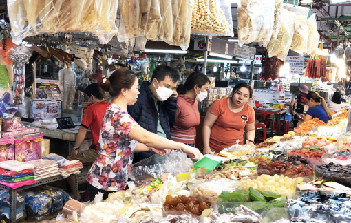 Hết ưu đãi VAT, hàng hóa đồng loạt tăng giá