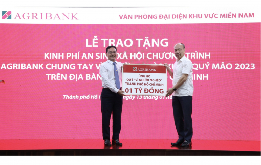 Agirbank trao tặng kinh phí 1 tỉ đồng cho Quỹ vì người nghèo TPHCM