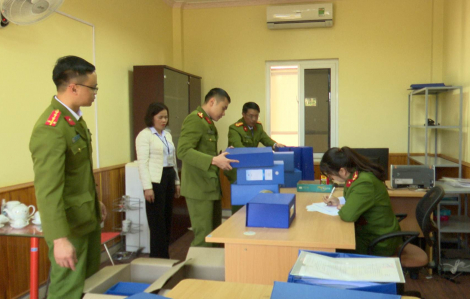 Sơn La: 2 trung tâm đăng kiểm nhận hối lộ để hoán cải xe ô tô