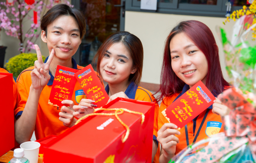 Sinh viên với cái tết xa nhà “không cô đơn”
