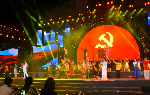 93 năm tự hào Đảng quang vinh