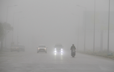 Sân bay Vinh hủy hàng loạt chuyến vì sương mù dày đặc