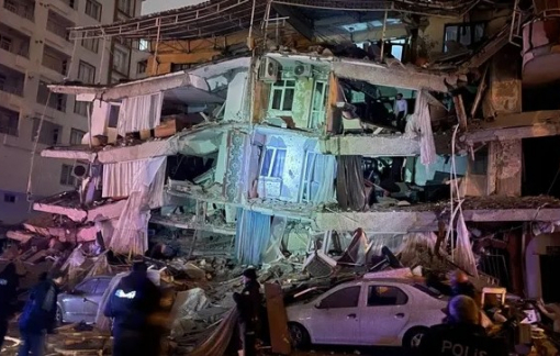 Ít nhất 360 người thiệt mạng sau trận động đất 7,8 độ richter ở Thổ Nhĩ Kỳ và Syria
