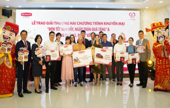 Dai-ichi Life Việt Nam tổ chức lễ trao giải cho khách hàng trúng thưởng hai chương trình khuyến mại lớn trong năm 2022