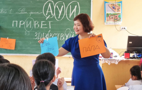 Tiến sĩ Nguyễn Thụy Anh: “Thơ cho các em suy ngẫm về những điều bé nhỏ và lớn lao…”