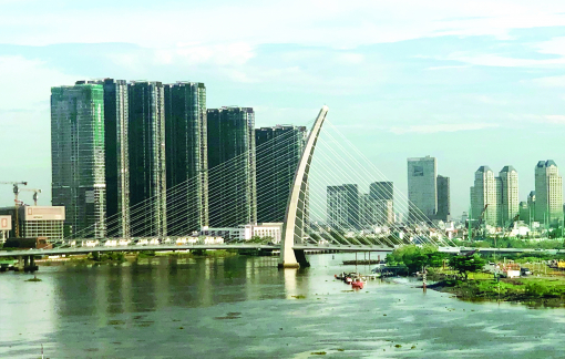 Bến Bạch Đằng khang trang nhưng vẫn còn thiếu...