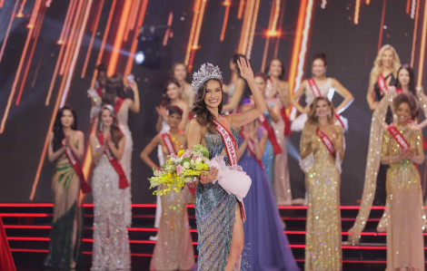 Đại diện Brazil đăng quang, người đẹp Việt Nam trượt top 10 Hoa hậu Sắc đẹp Quốc tế trên sân nhà