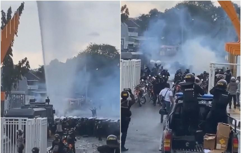 Cảnh sát Indonesia gây tranh cãi khi bắn hơi cay ngăn chặn người hâm mộ