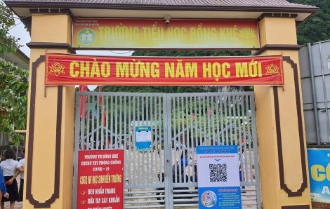 Thầy giáo tiểu học bị tố “đụng chạm” cơ thể nữ sinh trong giờ ra chơi