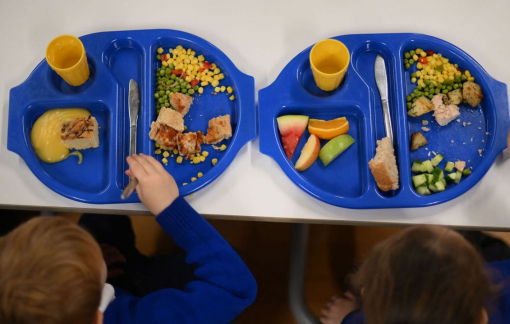 London cung cấp bữa ăn miễn phí cho học sinh tiểu học