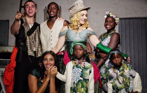 6 đứa trẻ kín tiếng của ca sĩ Madonna