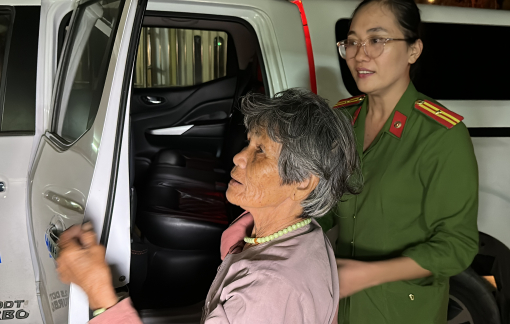 Cụ bà đi lạc hơn 700km được đưa về nhà an toàn