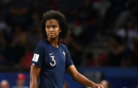 Pháp: 3 ngôi sao tuyển nữ liên tiếp rời đội để ''bảo vệ sức khỏe tinh thần"