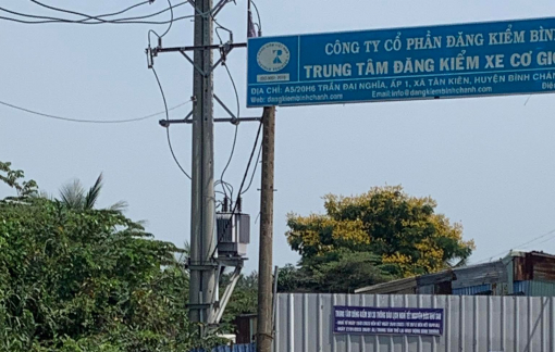 Công an khám xét khẩn cấp Trung tâm đăng kiểm 50-13D