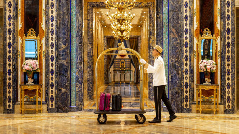 Reverie Sài Gòn lọt top 30 sảnh khách sạn đẹp nhất thế giới