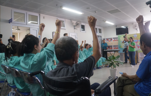 Bệnh nhân ung thư cần được xoa dịu cả nỗi đau thể xác lẫn tổn thương tinh thần